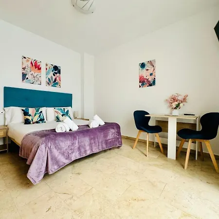 아파트 Abat 4 Cool & Wide In The Historic Center *